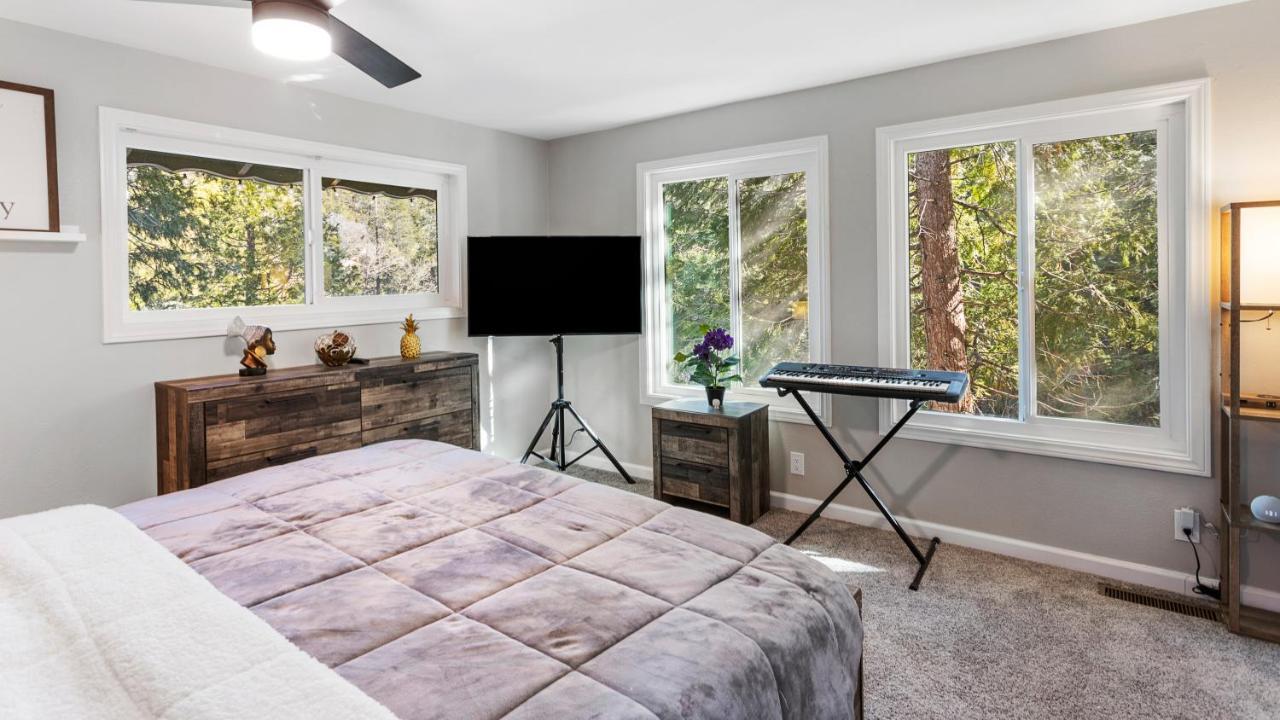 Mountain Getaway By Lake Crestline المظهر الخارجي الصورة