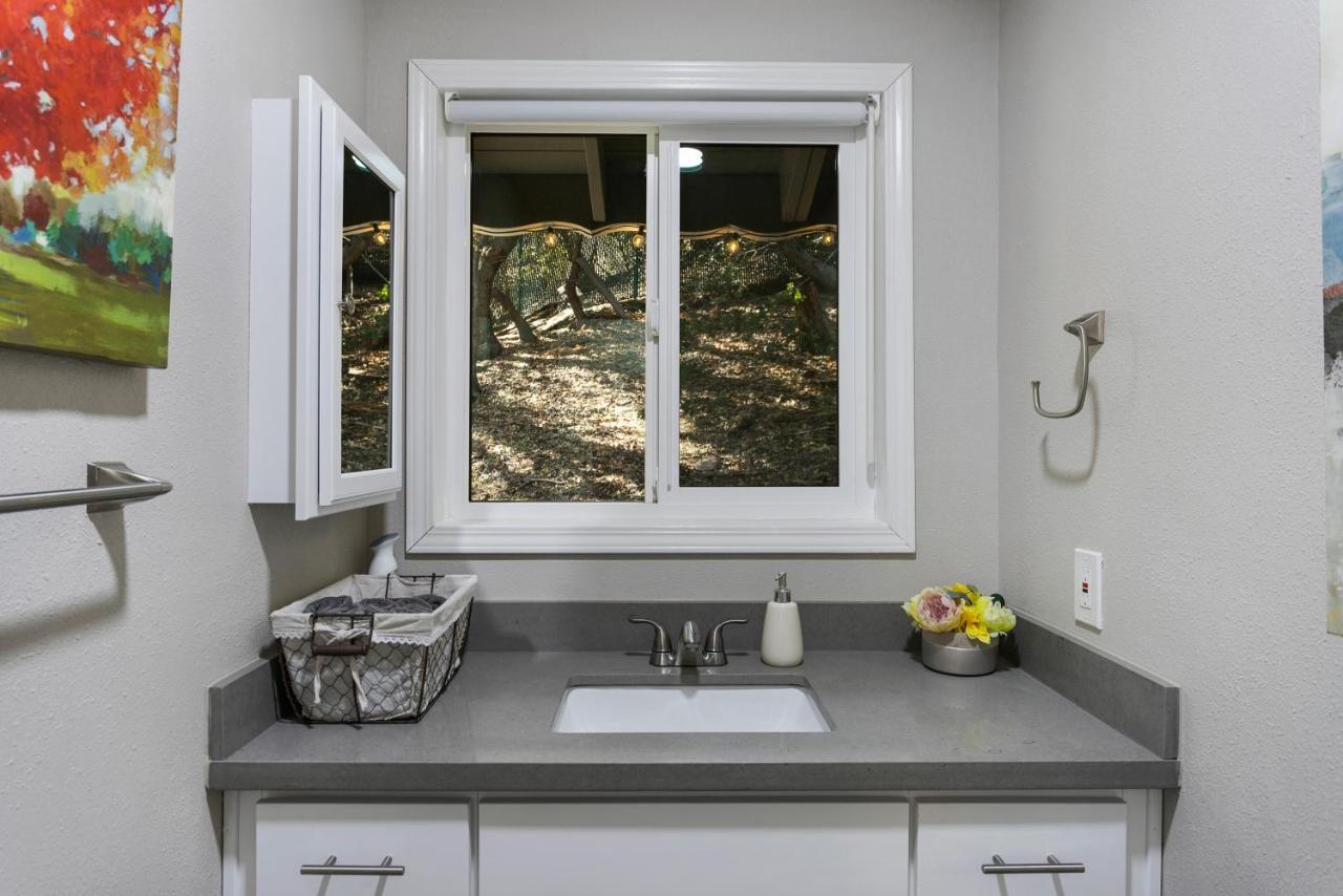 Mountain Getaway By Lake Crestline المظهر الخارجي الصورة